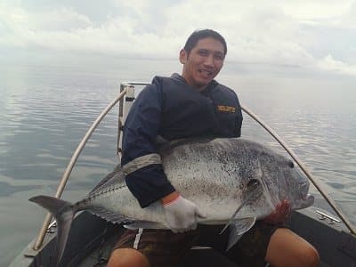 ポンペイで釣り上げられたGT(ロウニンアジ)